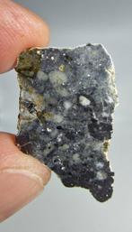 Loonmaanmeteoriet Bechar 006. Feldspathic breccia. - 2 g