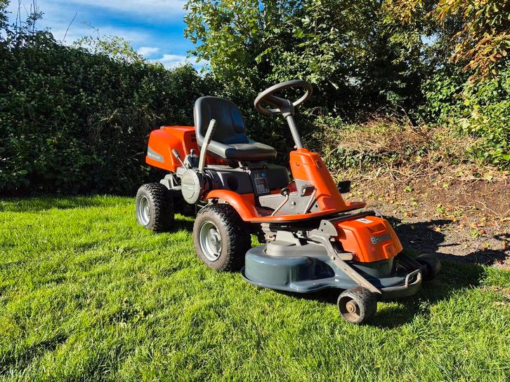 Husqvarna R16C AWD 4x4, mulch maaidek,, Tuin en Terras, Zitmaaiers, Gebruikt, Elektrische starter, Mulchfunctie, 90 tot 120 cm