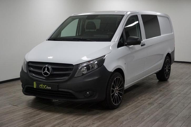 Nr. 106 Mercedes-Benz Vito 116 CDI Lang Dubbel Cabine, Auto's, Bestelauto's, Dealer onderhouden, Onderhoudsboekje, Grijs, Handgeschakeld