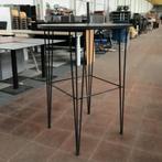 Tweedehands statafel met Hairpin poten, (hxbxd) 110x85x85, Ophalen of Verzenden, Gebruikt
