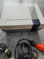 Nintendo - Nes - Nintendo NES with zapper 2 controllers & 4, Spelcomputers en Games, Spelcomputers | Overige Accessoires, Nieuw