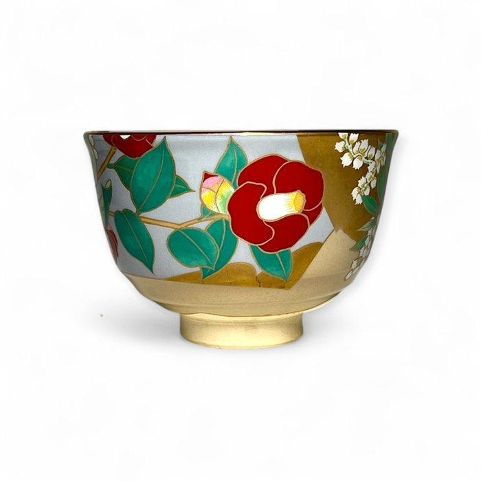 Mutsuko Kuwano maart camellia theekop – Late Winter Glory in, Antiek en Kunst, Antiek | Overige Antiek