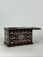 Houten koffer met inlegwerk en parelmoer (Zonder, Antiek en Kunst