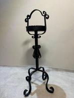 Asbak - Industrieel Design: Stijlvolle Metalen Asbak op, Antiek en Kunst