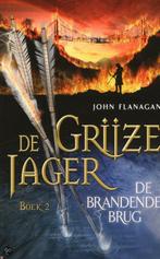 Boek: De Grijze Jager - De brandende brug - (als nieuw), Boeken, Overige Boeken, Zo goed als nieuw, Verzenden