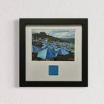 Christo & Jeanne-Claude (1935-2020) - The Blue Umbrellas -, Antiek en Kunst