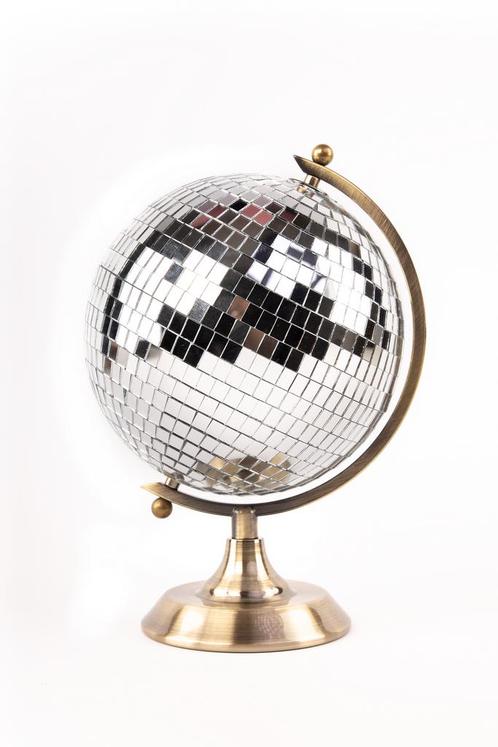 Discobal Globe Zilver Ø 15 cm Wereldbol Vintage Wereld Aarde, Hobby en Vrije tijd, Feestartikelen, Carnaval, Feestartikel, Nieuw