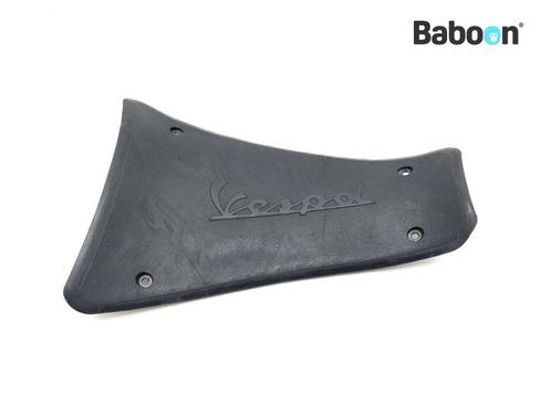 Accu Deksel Piaggio | Vespa GTS 300 IE 2017-2018 (GTS300, Motoren, Onderdelen | Overige, Gebruikt, Verzenden