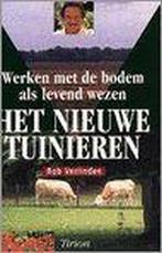 Het nieuwe tuinieren 9789052103242 Roos Verlinden, Boeken, Hobby en Vrije tijd, Verzenden, Gelezen, Roos Verlinden