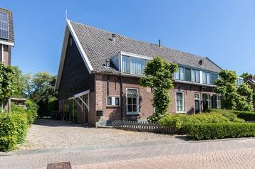 Te huur in Dorpsstraat, Alblas met 5 slaapkamer(s) beschikbaar voor biedingen