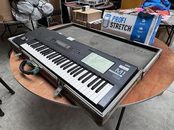Keyboard met flightcase KORG, M1 beschikbaar voor biedingen