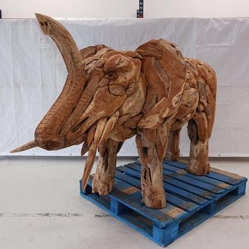 Teak houten olifant, Bruin, 2020 beschikbaar voor biedingen