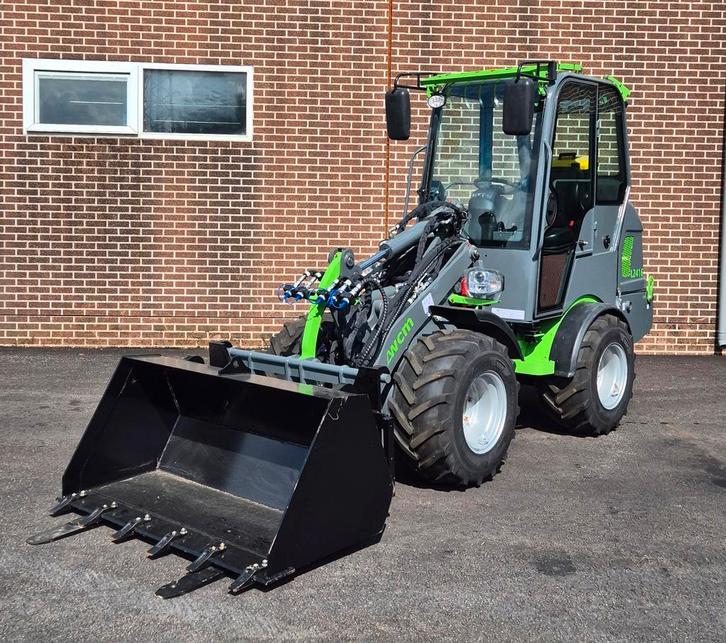 WCM L2416 mini shovel wiellader, Zakelijke goederen, Overige Zakelijke goederen, Ophalen of Verzenden