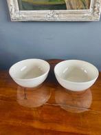 Wedgwood - Eetservies (2) - Aardewerk - Salade kommen, Antiek en Kunst, Antiek | Meubels | Tafels