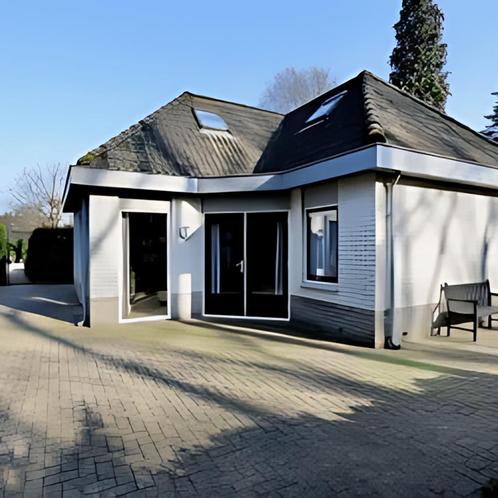 Tijdelijke gemeubileerde eengezinswoning met 4 slaapkamers, Huizen en Kamers, Kamers te huur, 50 m² of meer, Overige regio's