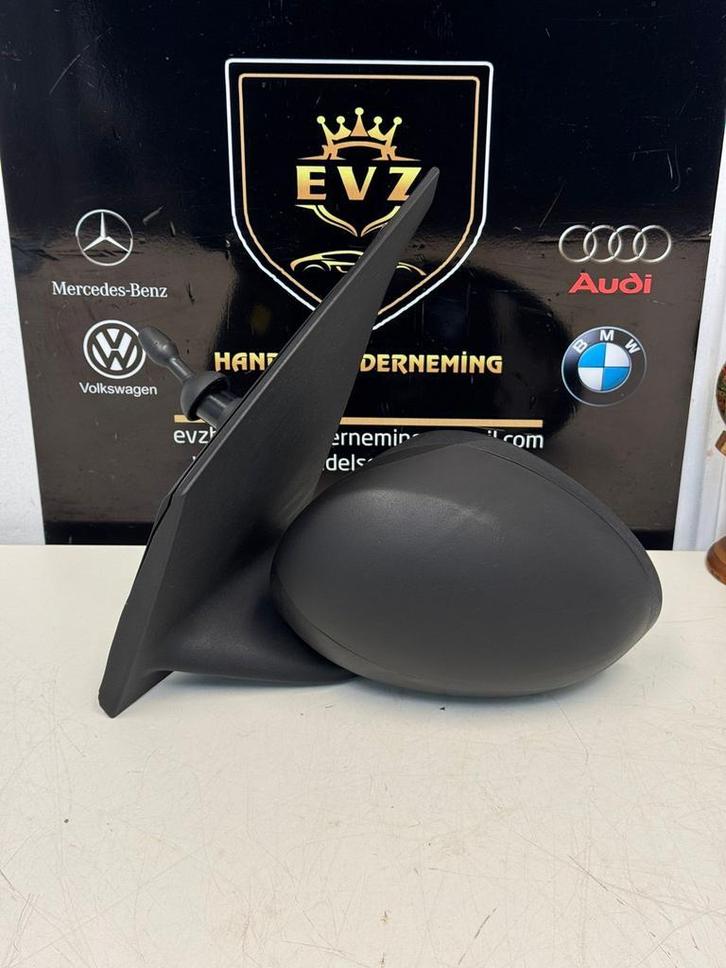 Peugeot 107 buitenspiegel links bj.2011 kleur zwart, Auto-onderdelen, Spiegels, Gebruikt, Peugeot