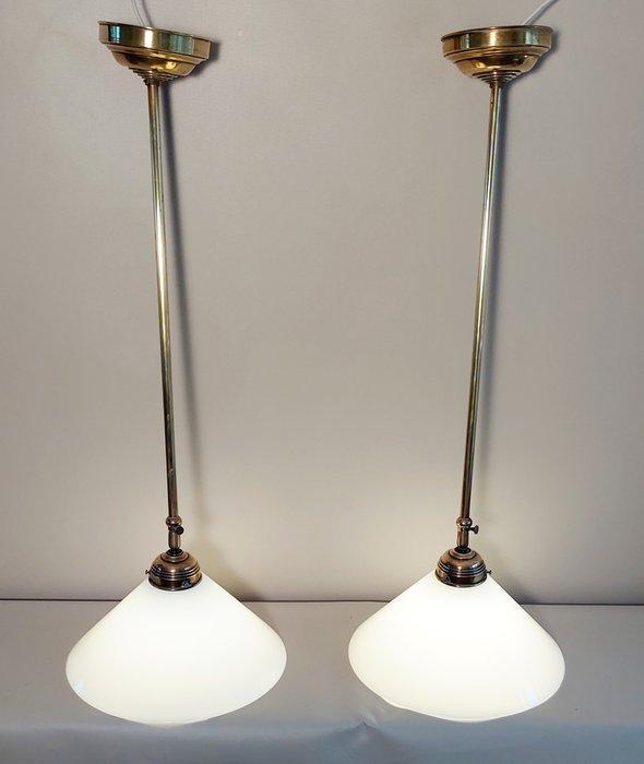 Plafondlamp met lampenkap - Opaline glas - Twee hangende, Antiek en Kunst, Kunst | Designobjecten