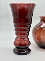 Doyen - Vaas (2) - Floralies 142 en 51 - Glas