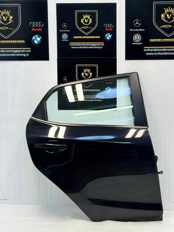 Mazda 2 portier 4-deurs rechts achter deur bj.2012 zwart, Auto-onderdelen, Carrosserie en Plaatwerk, Gebruikt, Mazda, Achter, Rechts