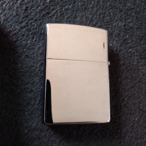 Zippo - Einzelstück Marlboro Red Edition Longhorn, new -, Verzamelen, Rookartikelen, Aanstekers en Luciferdoosjes