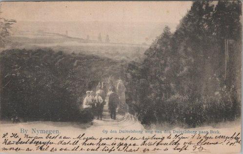 NYMEGEN - Op den Duivelsberg weg van den Duivelsberg naar..., Verzamelen, Ansichtkaarten | Nederland, Verzenden