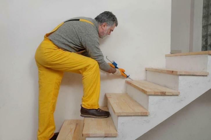 Traprenovatie Offertes - 6 Gratis Offertes in 2 Minuten, Diensten en Vakmensen, Klussers en Klusbedrijven, 24-uursservice, Garantie