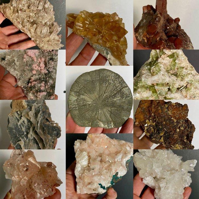 Verzameling mineralen o.a Pyrietzon Kristalcluster - Hoogte:, Verzamelen, Mineralen en Fossielen