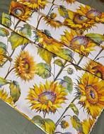 Exclusieve stof met gelimiteerde zonnebloemen - Artmaison, Antiek en Kunst