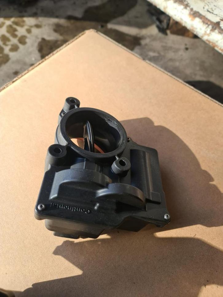 Touran polo scirocco gasklep gasklephuis 03C128063A, Auto-onderdelen, Carrosserie en Plaatwerk