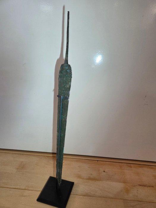 West-Aziatisch Brons Grote speerkop of zwaard, Antiek en Kunst, Antiek | Overige Antiek