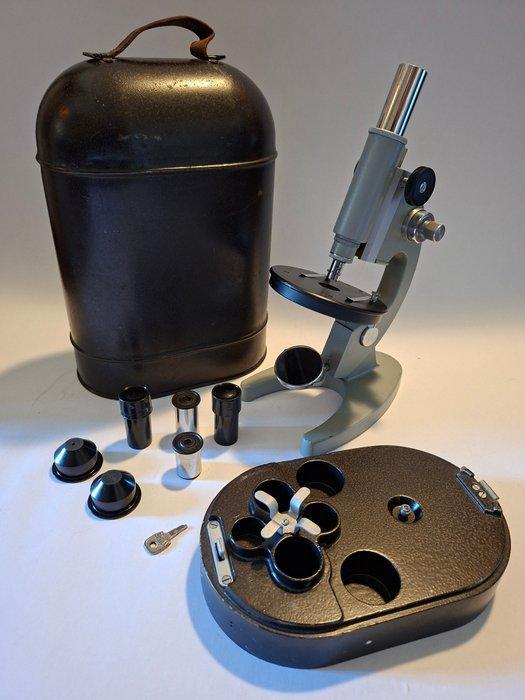 Monocular compound microscope - -4 - 1970-1980 - Rusland, Verzamelen, Fotografica en Filmapparatuur