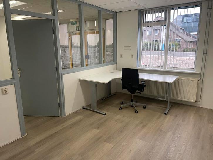 Kantoorruimte, praktijkruimte, winkelruimte Wanneperveen, Zakelijke goederen, Bedrijfs Onroerend goed