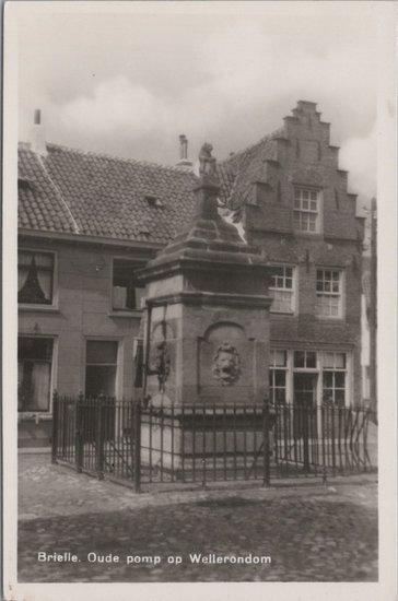 BRIELLE - Oude pomp op Wellerrondom, Verzamelen, Ansichtkaarten | Nederland, Verzenden