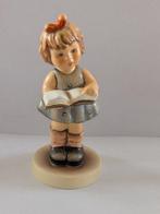 Goebel - Beeld, M.I. Hummel meisje met boek - 8.7 cm -