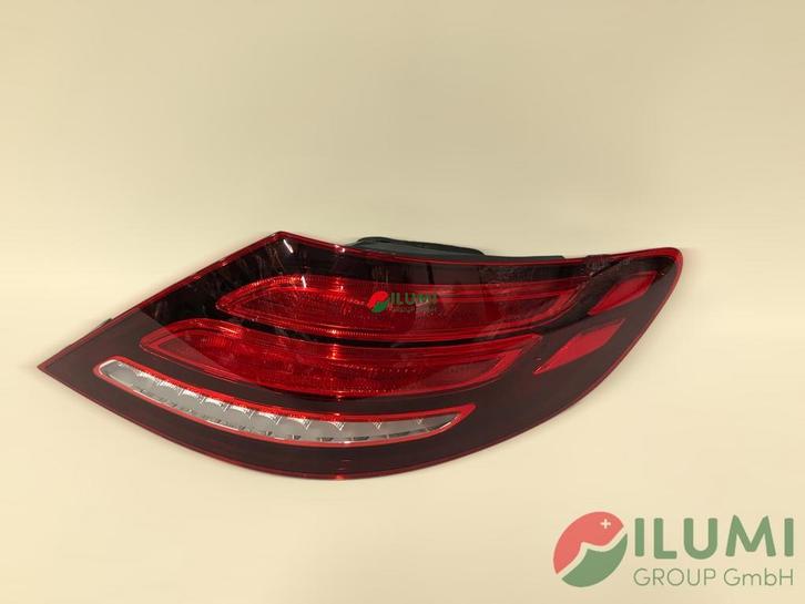 MERCEDES SLC W172 16-19 ACHTERLICHT RECHTS LED EU, Auto-onderdelen, Verlichting, Gebruikt, Mercedes-Benz, Verzenden
