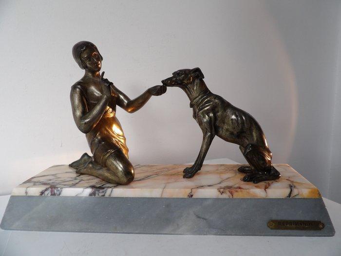 Ruffony - Beeld, Reprimande - 26 cm - Marmer/Zilver Patina, Antiek en Kunst, Kunst | Designobjecten