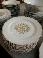 Bernardaud - Tafelservies voor 12 (69) - Lodewijk XIII -, Antiek en Kunst