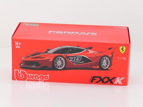 Schaal 1:18 Bburago bbu18-16907RED/BL Signature Ferrari F..., Hobby en Vrije tijd, Modelauto's | 1:18, Gebruikt, Bburago, Ophalen of Verzenden