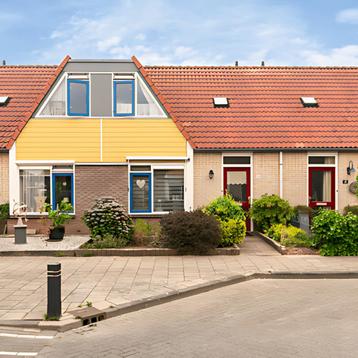 Eengezinswoning met Tuin en Balkon gevonden in Steenwijk beschikbaar voor biedingen