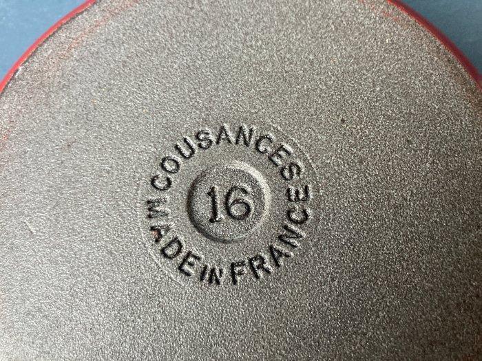 Le Creuset - Ovenschaal - bron, Emaille, Antiek en Kunst, Antiek | Keukenbenodigdheden