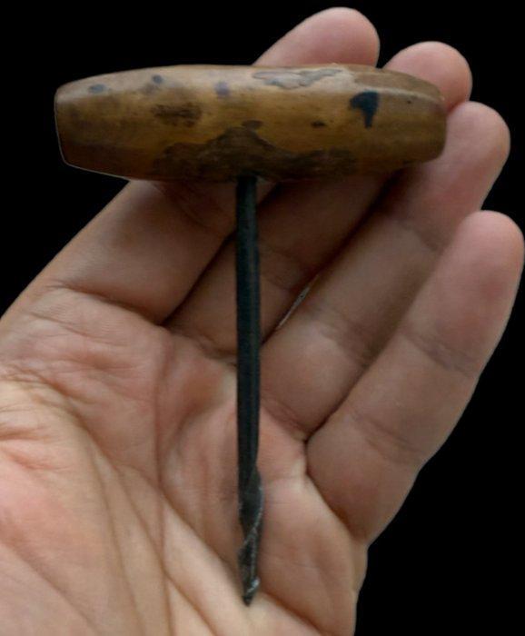 Curieus en heel vreemd gereedschap genoemd succhiello van, Antiek en Kunst, Curiosa en Brocante