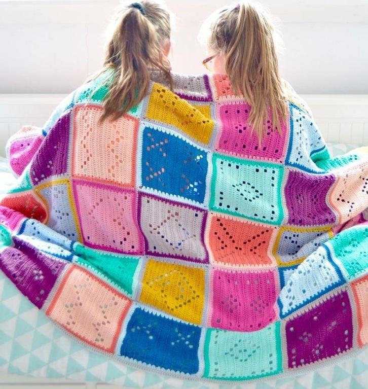 Haakpatroon byClaire Blokkendeken Original, Hobby en Vrije tijd, Breien en Haken, Breien of Haken, Nieuw, Wol of Garen, Ophalen of Verzenden