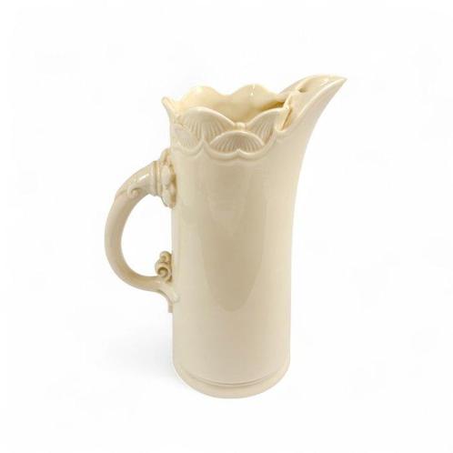 Royal Worcester - Victorian Parian ware jug with seashell, Antiek en Kunst, Antiek | Glas en Kristal