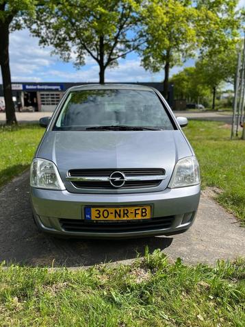 Opel Meriva 1.6 8V 2004 Grijs beschikbaar voor biedingen