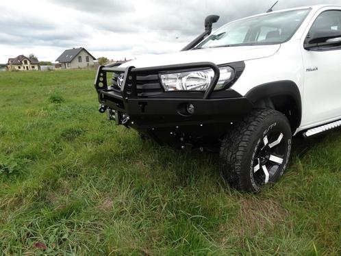 F4X4 - VOORBUMPER TOYOTA HILUX REVO 2016-2019, Auto-onderdelen, Carrosserie en Plaatwerk, Ophalen of Verzenden