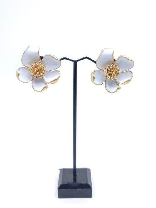 Oscar De La Renta - Verguld - Oorbellen - Witte bloemige, Antiek en Kunst, Curiosa en Brocante