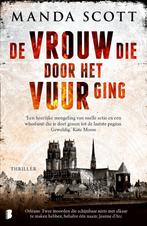 De vrouw die door het vuur ging 9789022573747 Manda Scott, Verzenden, Gelezen, Manda Scott