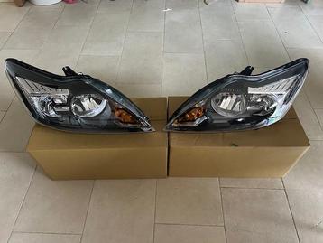 nieuwe koplamp Ford Focus nodig ? beschikbaar voor biedingen