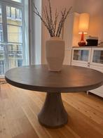 Area Store - Tafel - Haven Tafel - cement - Eettafel