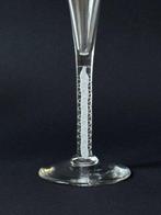 Wijnglas - 18e Eeuws Hollands Slingerglas - Glas, Antiek en Kunst, Antiek | Glas en Kristal